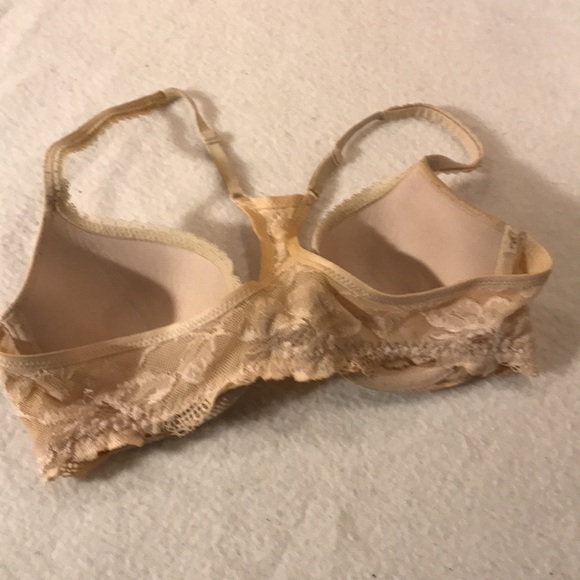Victoria’s Secret 34C bra - Picture 2 of 3